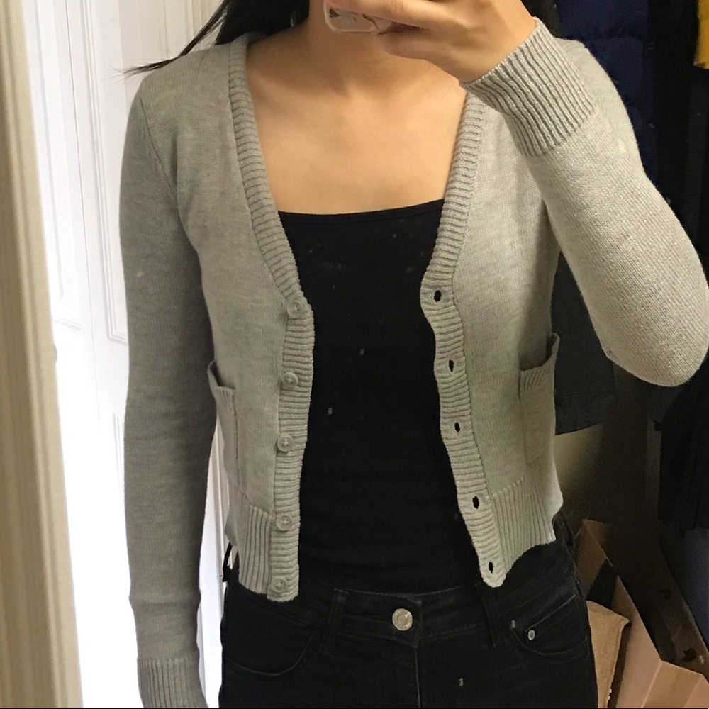 NWT Size XS Aeropostale Cropped Grey Cardigan